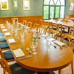 Hotell Logis - Restaurant Le Tulipier Vienne-le-Château