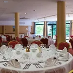 Logis - Restaurant Le Tulipier Hotell Vienne-le-Château