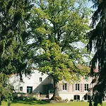 Logis - Restaurant Le Tulipier 호텔