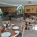 Logis - Restaurant Le Tulipier Hotell 3*