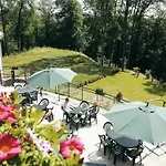Logis - Restaurant Le Tulipier Hotell 3*