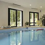 호텔 Logis - Restaurant Le Tulipier
