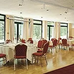 Logis - Restaurant Le Tulipier Hotell