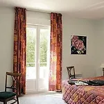 Hotell Logis - Restaurant Le Tulipier