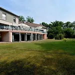Hotell Logis - Restaurant Le Tulipier