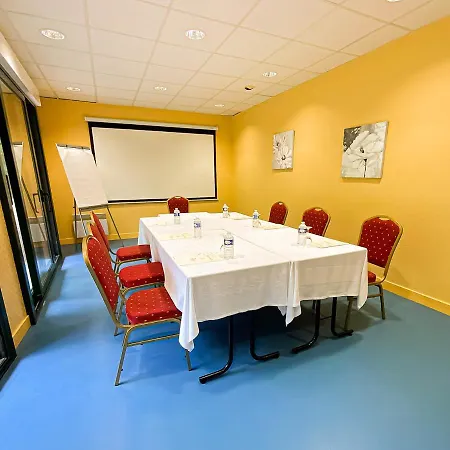 מלון Logis - Restaurant Le Tulipier Vienne-le-Château