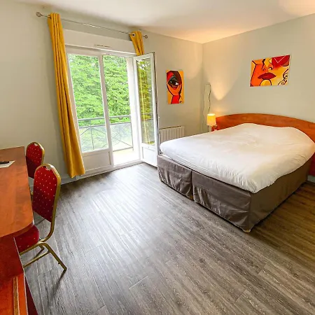 Logis - Restaurant Le Tulipier Hotel