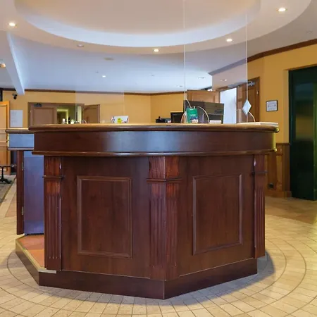 מלון Logis - Restaurant Le Tulipier Vienne-le-Château