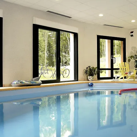 Hotel Logis - Restaurant Le Tulipier 3*