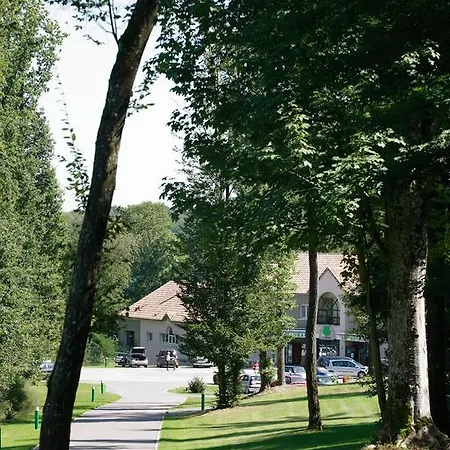 Logis - Restaurant Le Tulipier 3*