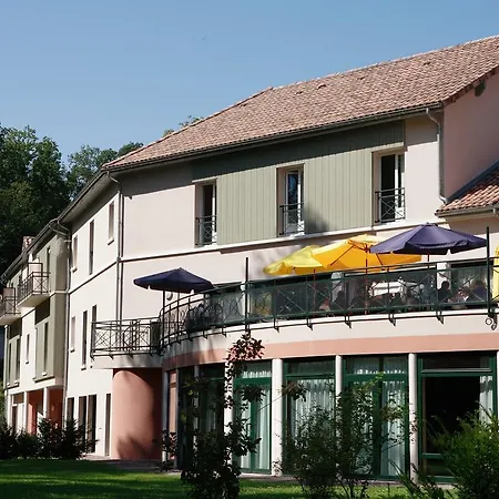 Logis - Restaurant Le Tulipier Hotel Vienne-le-Château