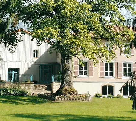 Logis - Restaurant Le Tulipier Hotel