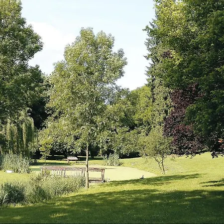 Logis - Restaurant Le Tulipier Hotel Vienne-le-Château