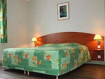 Hotel Logis - Restaurant Le Tulipier 3*