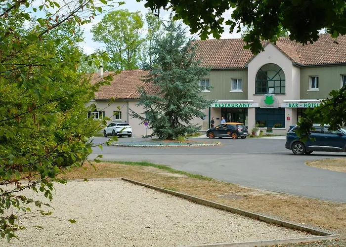 Hotel Logis - Restaurant Le Tulipier 3*