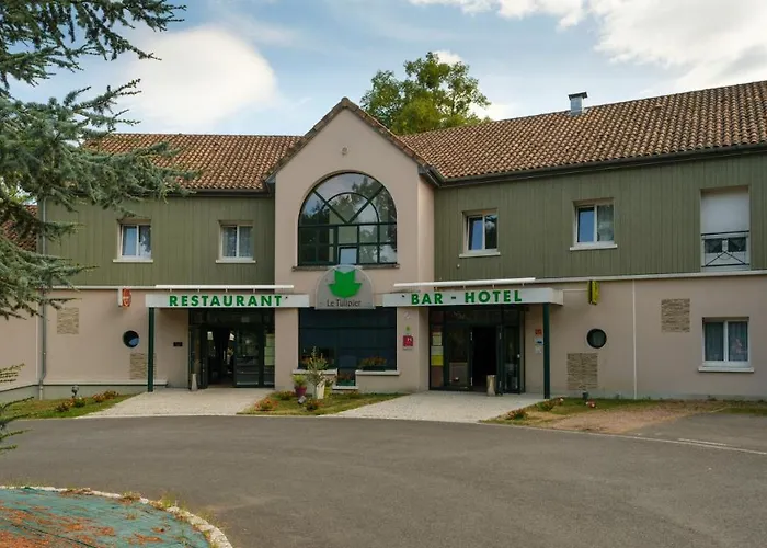 Hotel Logis - Restaurant Le Tulipier 3*