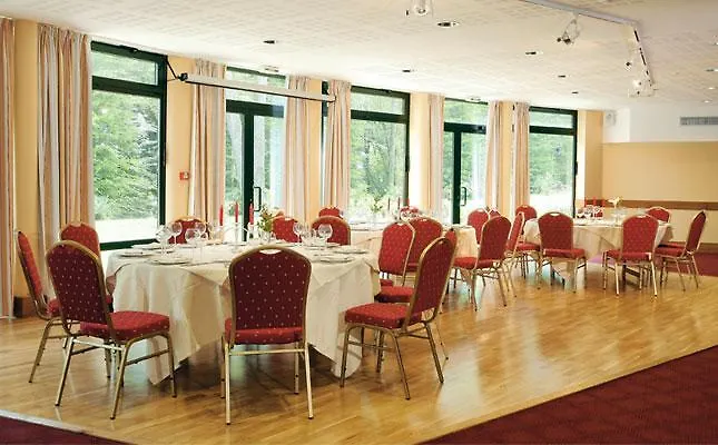 Hotel Logis - Restaurant Le Tulipier 3*