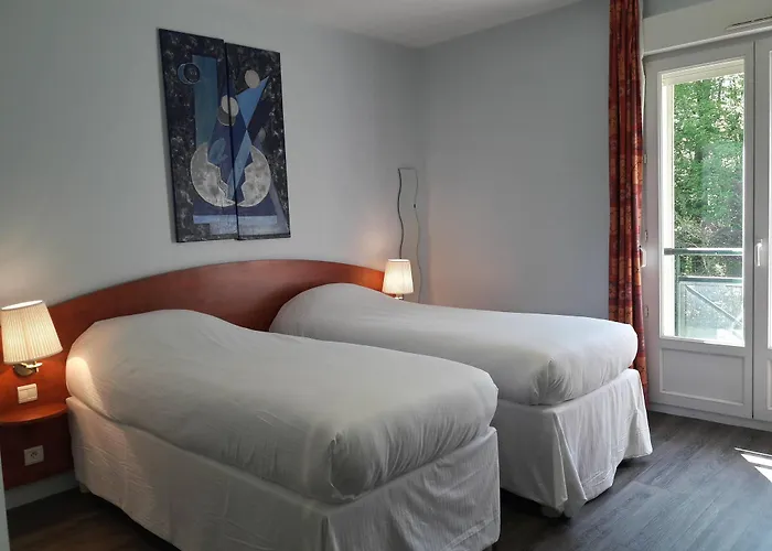 Logis - Restaurant Le Tulipier 3*